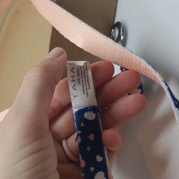 Tahari Dog Leash in Size Small - Picture 5 of 5